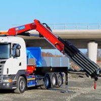 Choosing a Truck Mounted Loading Crane | West-Trans Equipment