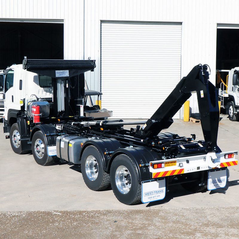 HL20A Hook Lift Truck WestTrans Equipment